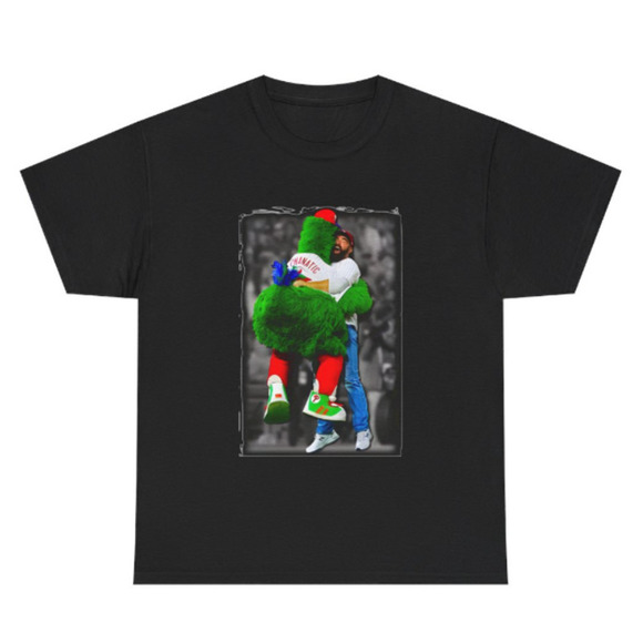 Jason Kelce And Philly Phanatic Hug Tshirt Unisex Tee - Picture 1 of 4
